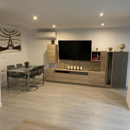 Апартаменти Munoz Degrain Apartamento Малага Екстер'єр фото