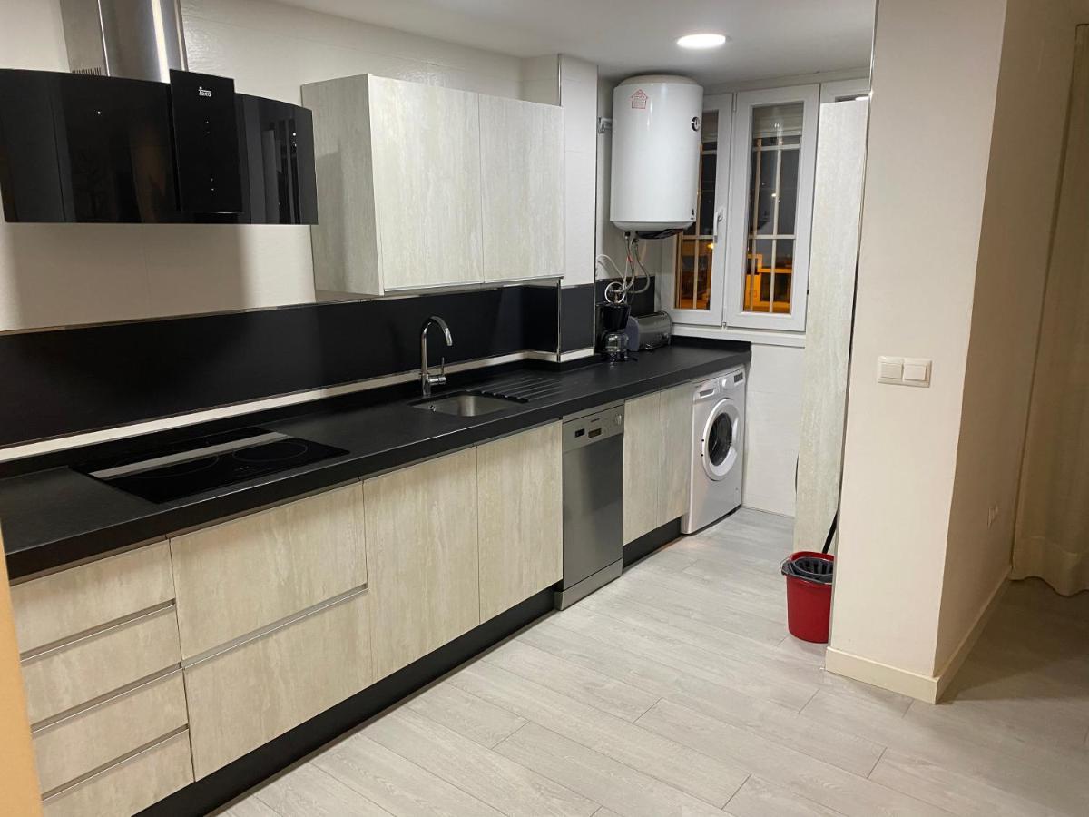 Апартаменти Munoz Degrain Apartamento Малага Екстер'єр фото