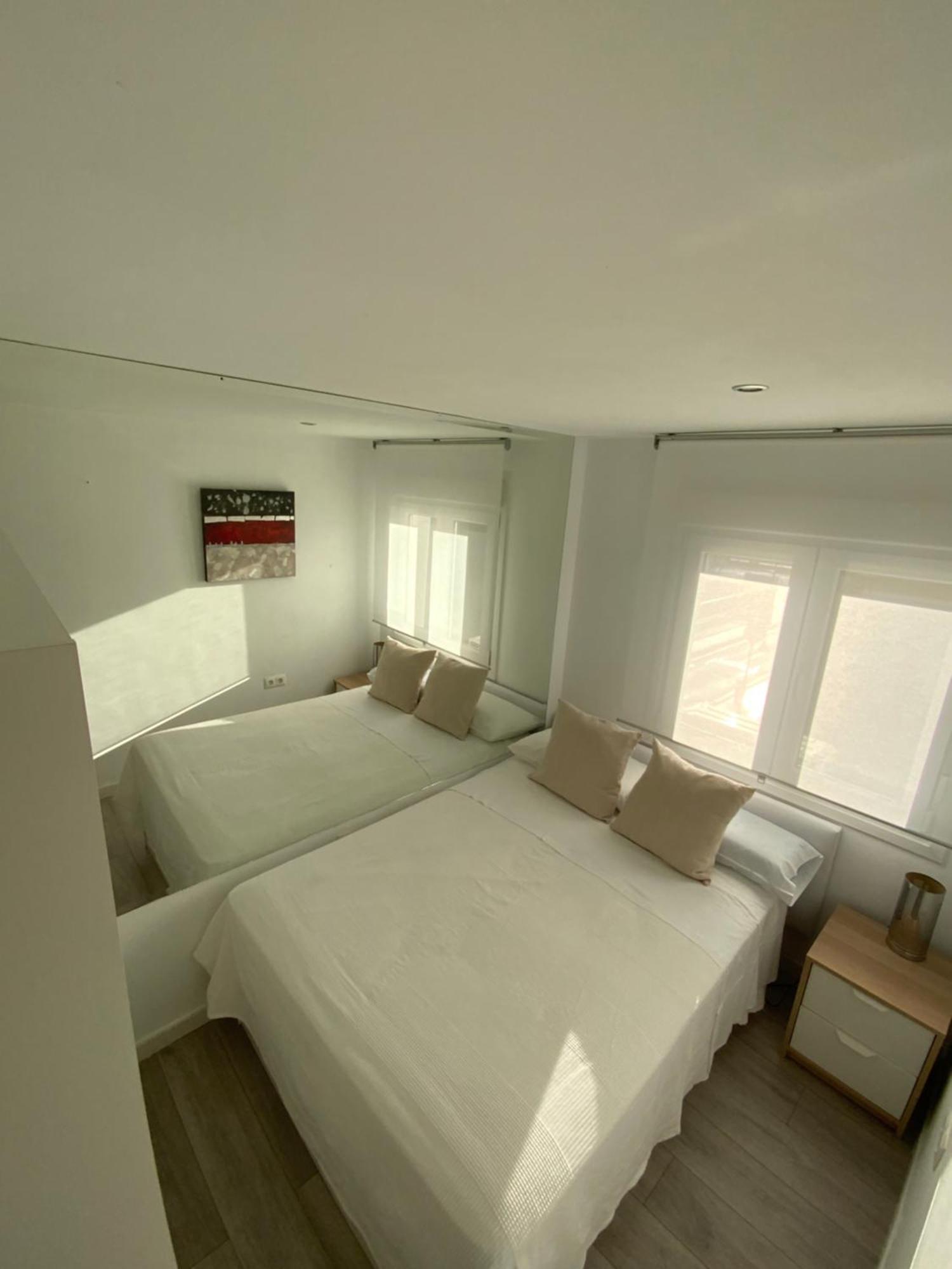 Апартаменти Munoz Degrain Apartamento Малага Екстер'єр фото